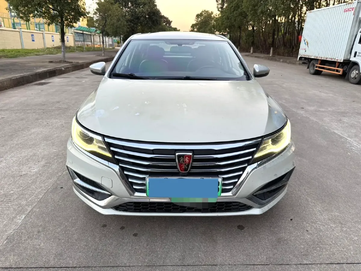 2018 Roewe i6 1.0T 125HP L3 7DCT,autocango,china used car exporter,china ev exporter,chinese used car exporter,chinese used ev exporter
