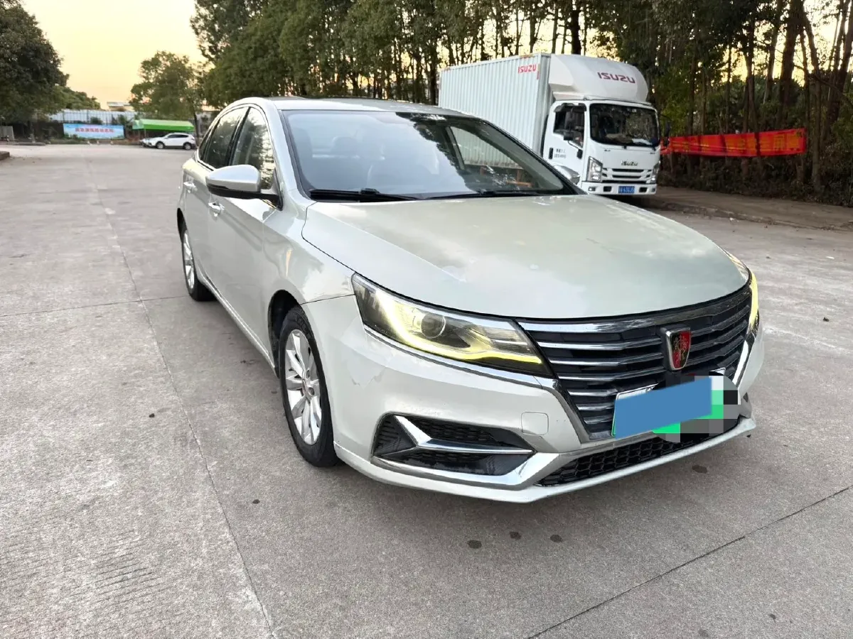 2018 Roewe i6 1.0T 125HP L3 7DCT,autocango,china used car exporter,china ev exporter,chinese used car exporter,chinese used ev exporter