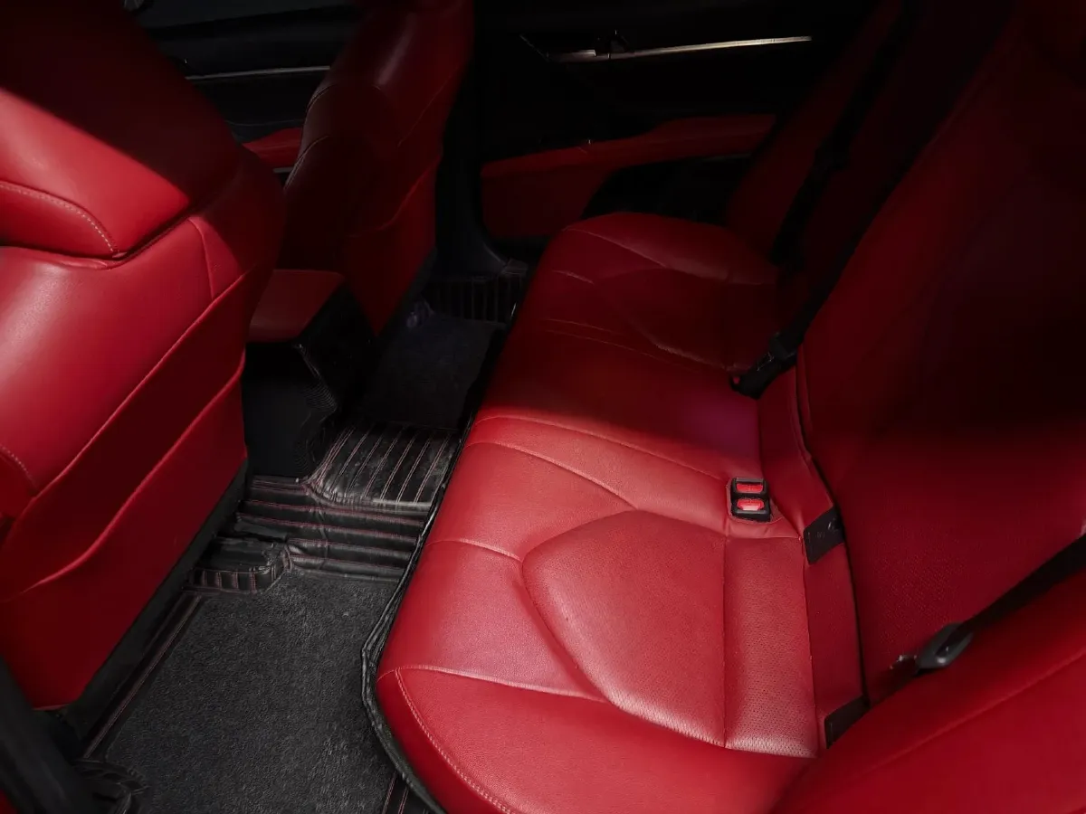 2019 Toyota Camry 2.5L 178HP L4 E-CVT Hybrid,autocango,china used car exporter,china ev exporter,chinese used car exporter,chinese used ev exporter