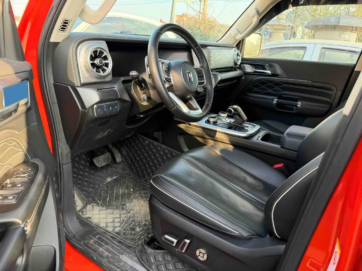 2021 Tank 300 2.0T 227HP L4 8AT,autocango,china used car exporter,china ev exporter,chinese used car exporter,chinese used ev exporter