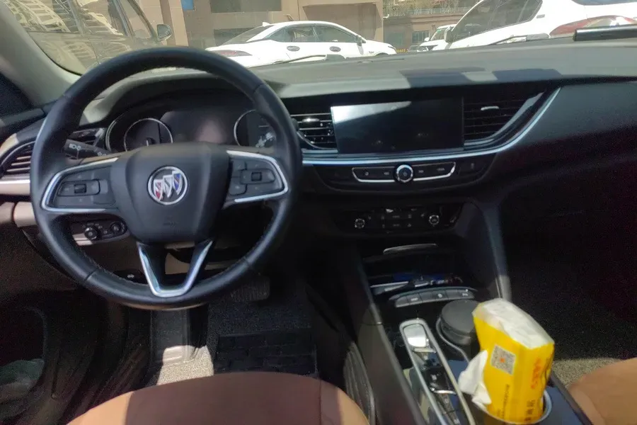 2020 Buick Regal 1.5T 169HP L4 9AT,autocango,china used car exporter,china ev exporter,chinese used car exporter,chinese used ev exporter