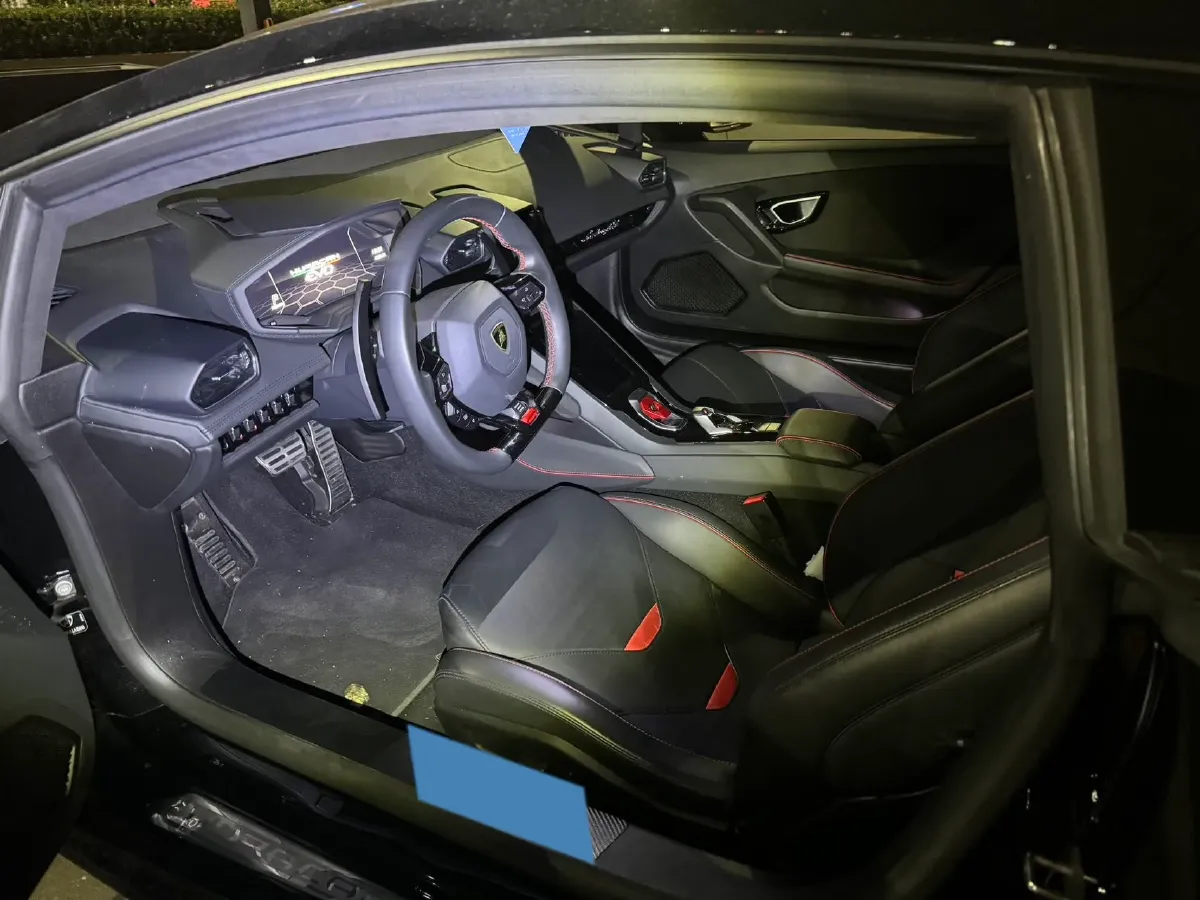 2020 Lamborghini Huracán 5.2L 611HP V10 7DCT,autocango,china used car exporter,china ev exporter,chinese used car exporter,chinese used ev exporter