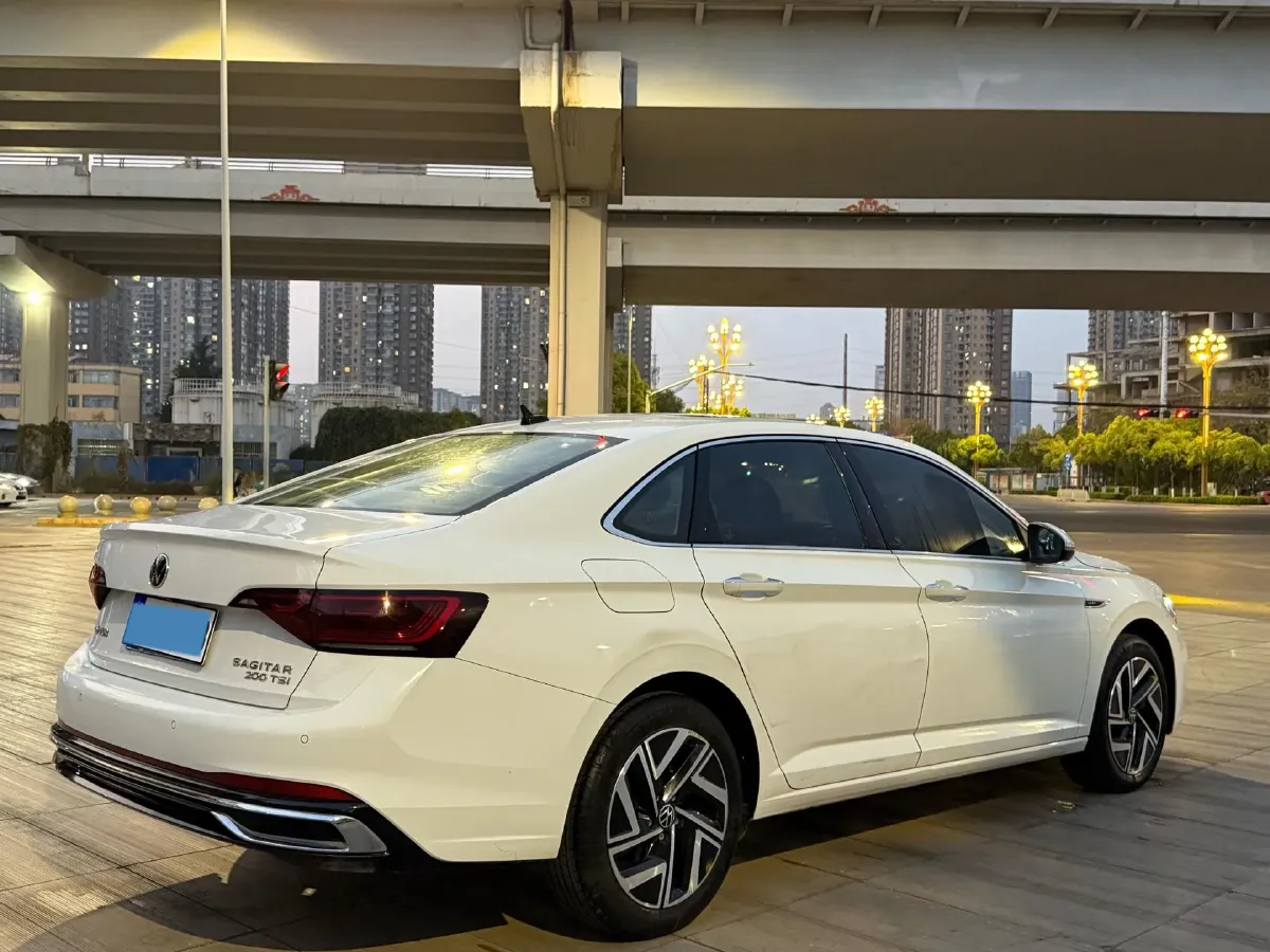 2022 Volkswagen Sagitar 1.2T 116HP L4 7DCT,autocango,china used car exporter,china ev exporter,chinese used car exporter,chinese used ev exporter