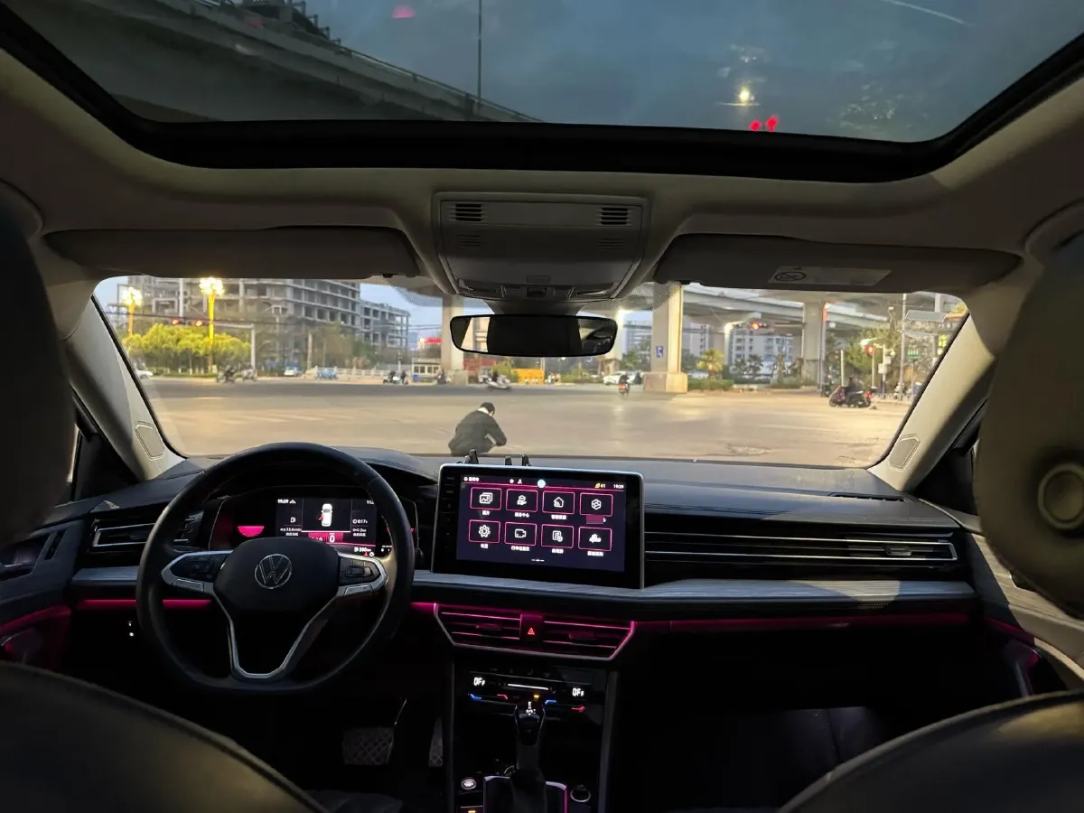 2022 Volkswagen Sagitar 1.2T 116HP L4 7DCT,autocango,china used car exporter,china ev exporter,chinese used car exporter,chinese used ev exporter