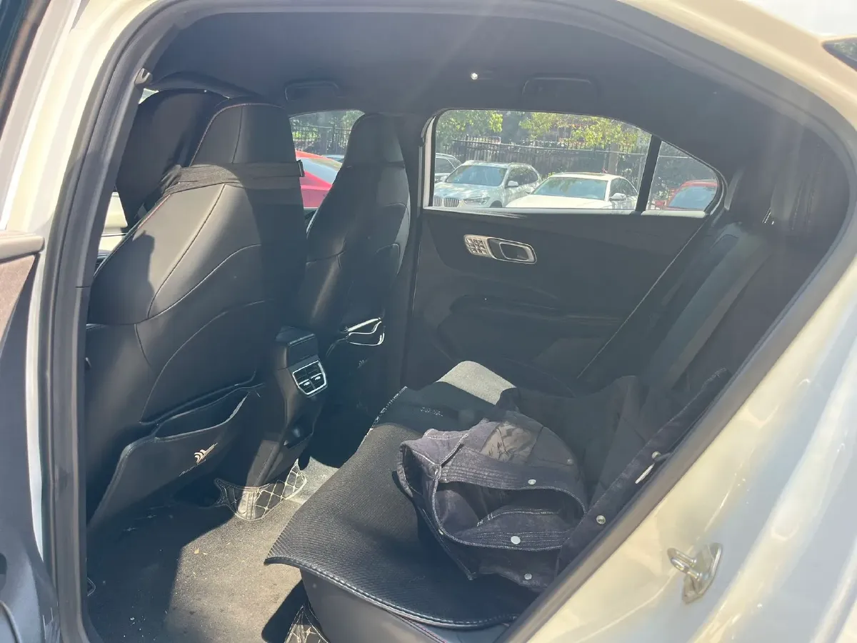 2023 MAXUS G50 1.5T 181HP L4 7DCT,autocango,china used car exporter,china ev exporter,chinese used car exporter,chinese used ev exporter