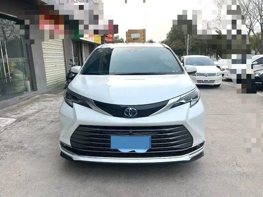 2023 Toyota Sienna 2.5L 189HP L4 E-CVT Hybrid,autocango,china used car exporter,china ev exporter,chinese used car exporter,chinese used ev exporter