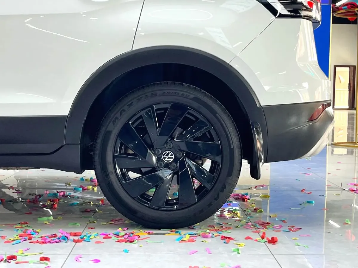 2025 Volkswagen Tharu 1.5L 110HP L4 6AT,autocango,china used car exporter,china ev exporter,chinese used car exporter,chinese used ev exporter