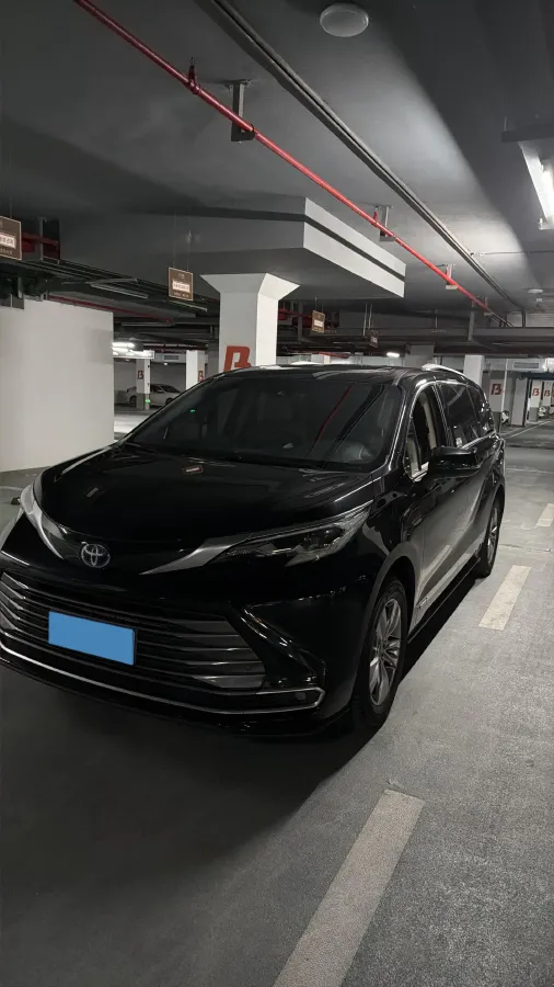 2021 Toyota Sienna 2.5L 192HP L4 E-CVT Hybrid,autocango,china used car exporter,china ev exporter,chinese used car exporter,chinese used ev exporter