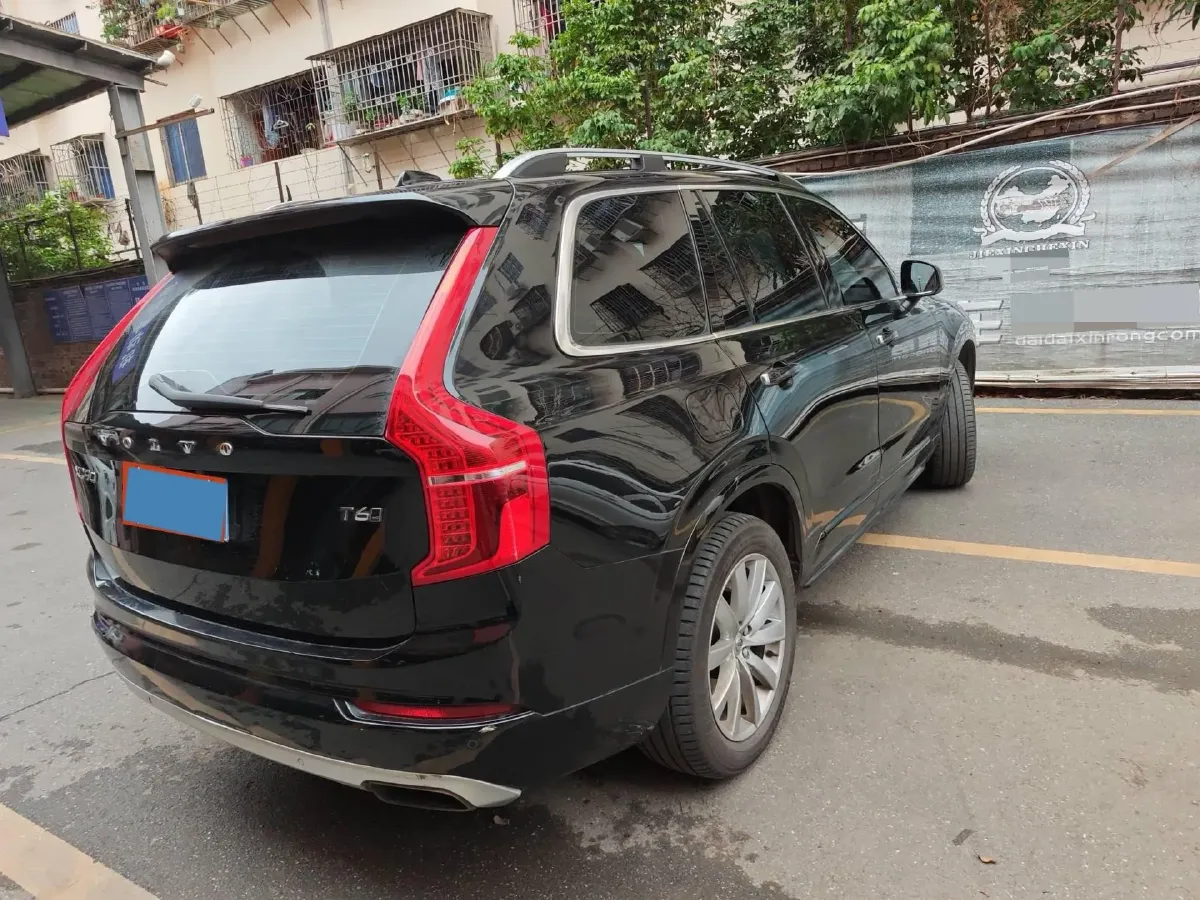 2018 Volvo XC90 2.0T 320HP L4 8AT,autocango,china used car exporter,china ev exporter,chinese used car exporter,chinese used ev exporter
