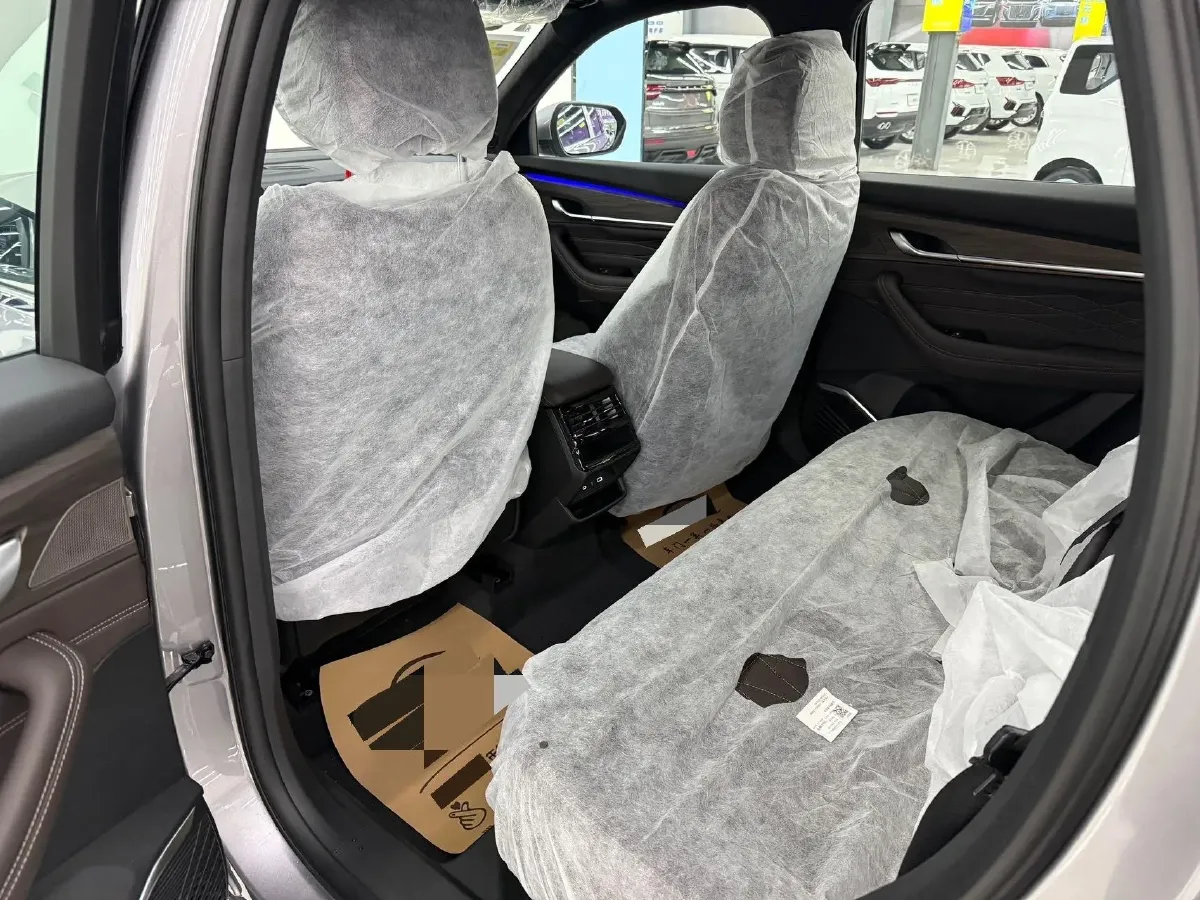 2025 Geely Monjaro 2.0T 238HP L4 8AT,autocango,china used car exporter,china ev exporter,chinese used car exporter,chinese used ev exporter