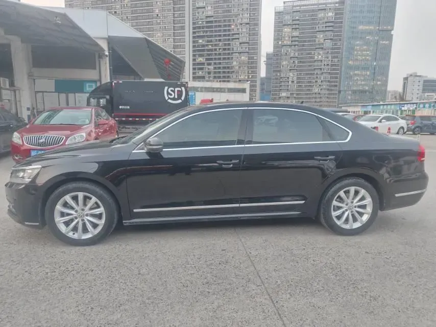 2017 Volkswagen Passat 1.8T 180HP L4 7DCT,autocango,china used car exporter,china ev exporter,chinese used car exporter,chinese used ev exporter