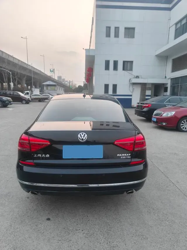 2017 Volkswagen Passat 1.8T 180HP L4 7DCT,autocango,china used car exporter,china ev exporter,chinese used car exporter,chinese used ev exporter