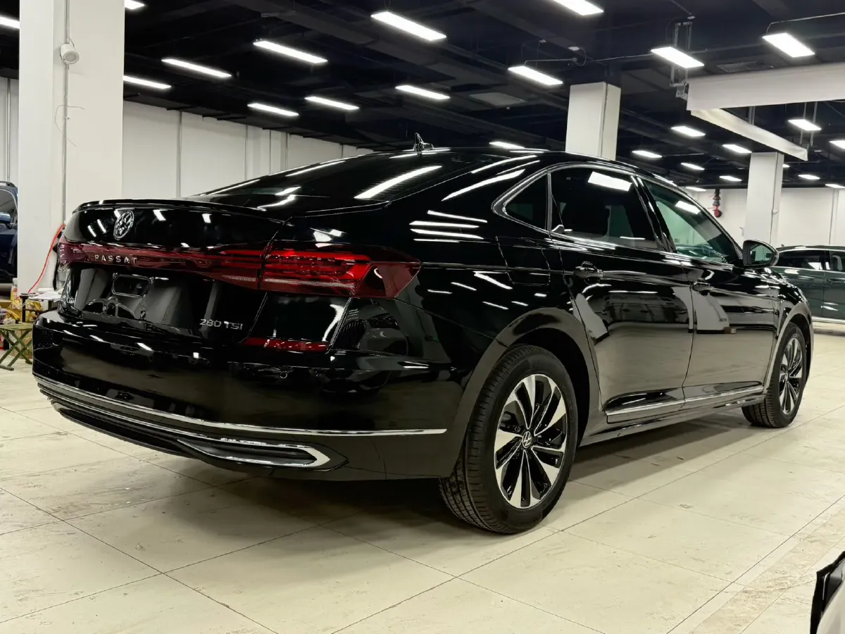 2023 Volkswagen Passat 1.4T 150HP L4 7DCT,autocango,china used car exporter,china ev exporter,chinese used car exporter,chinese used ev exporter