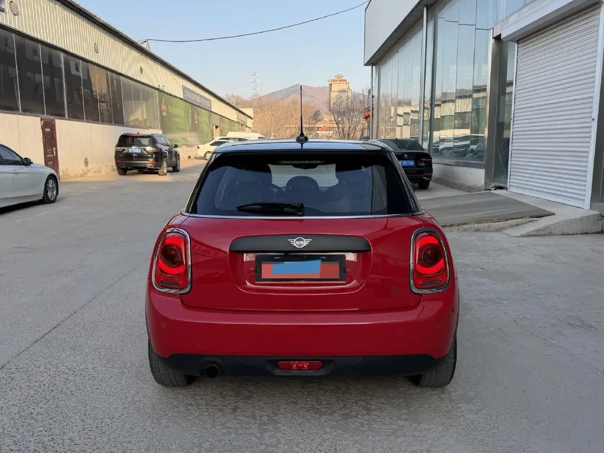 2020 MINI MINI 1.5T 102HP L3 7DCT,autocango,china used car exporter,china ev exporter,chinese used car exporter,chinese used ev exporter