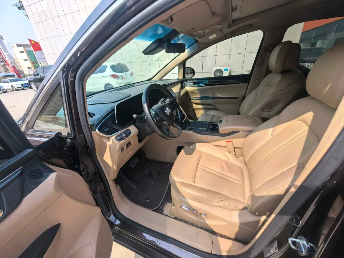 2021 Buick GL8 2.0T 237HP L4 9AT,autocango,china used car exporter,china ev exporter,chinese used car exporter,chinese used ev exporter