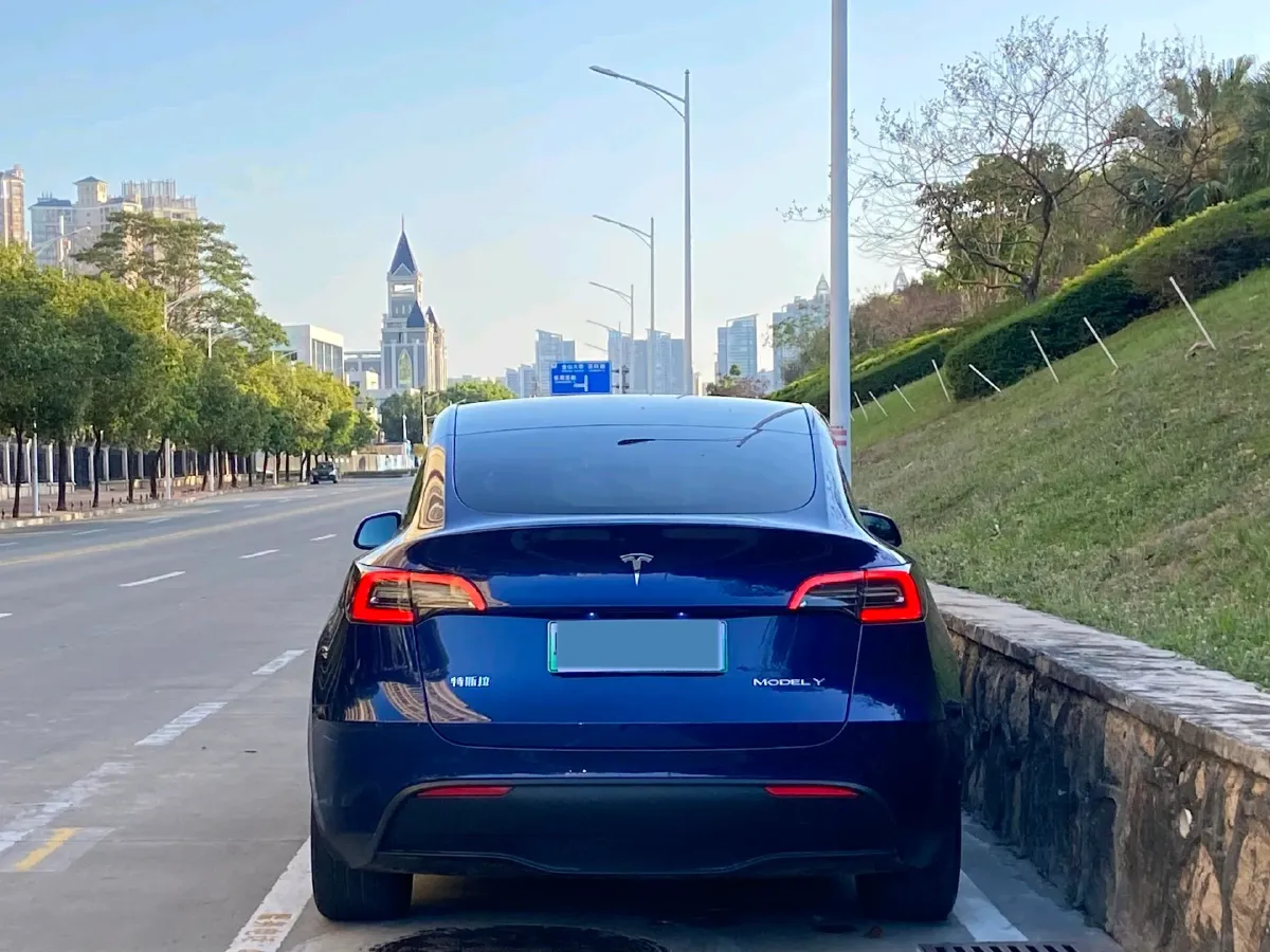 2022 Tesla Model Y BEV 60KWH,autocango,china used car exporter,china ev exporter,chinese used car exporter,chinese used ev exporter