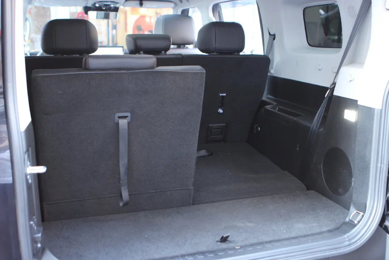 2025 Jetour Traveller 2.0T 254HP L4 8AT,autocango,china used car exporter,china ev exporter,chinese used car exporter,chinese used ev exporter