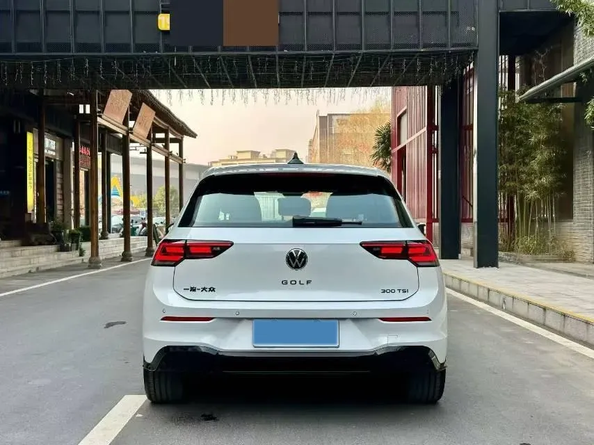 2025 Volkswagen Golf 1.5T 160HP L4 7DCT,autocango,china used car exporter,china ev exporter,chinese used car exporter,chinese used ev exporter