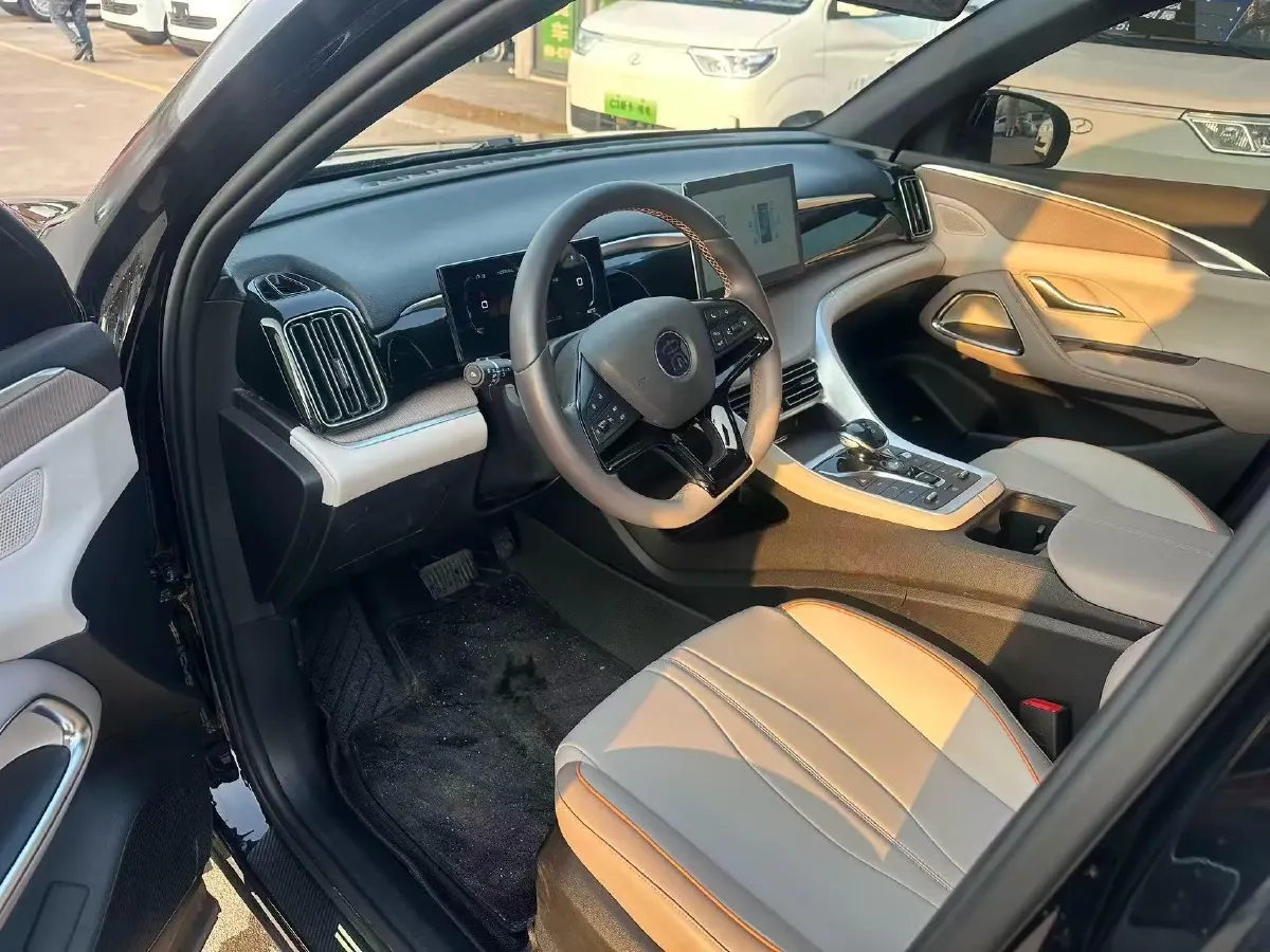 2024 BYD Song Pro 1.5L 110HP L4 E-CVT PHEV 12.9KWH,autocango,china used car exporter,china ev exporter,chinese used car exporter,chinese used ev exporter