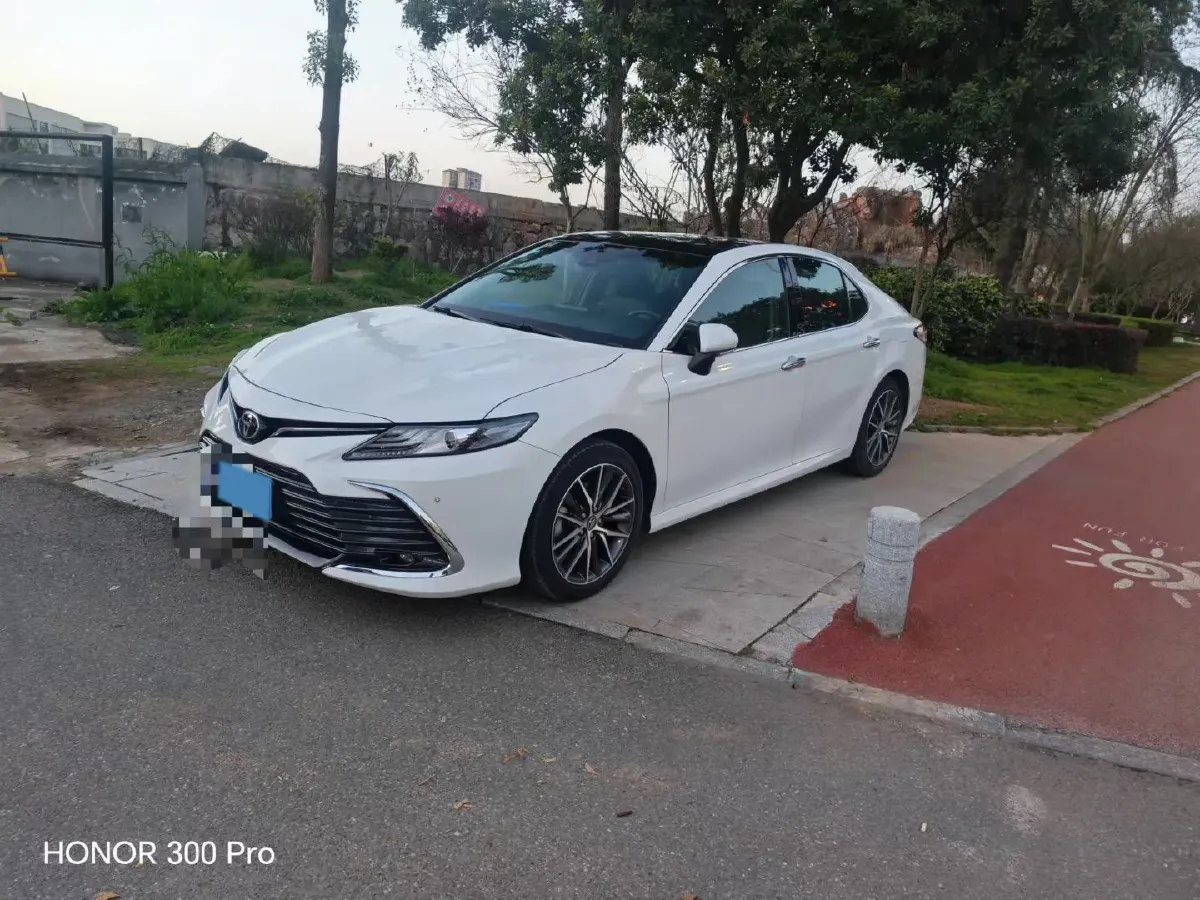 2021 Toyota Camry 2.5L 209HP L4 8AT,autocango,china used car exporter,china ev exporter,chinese used car exporter,chinese used ev exporter