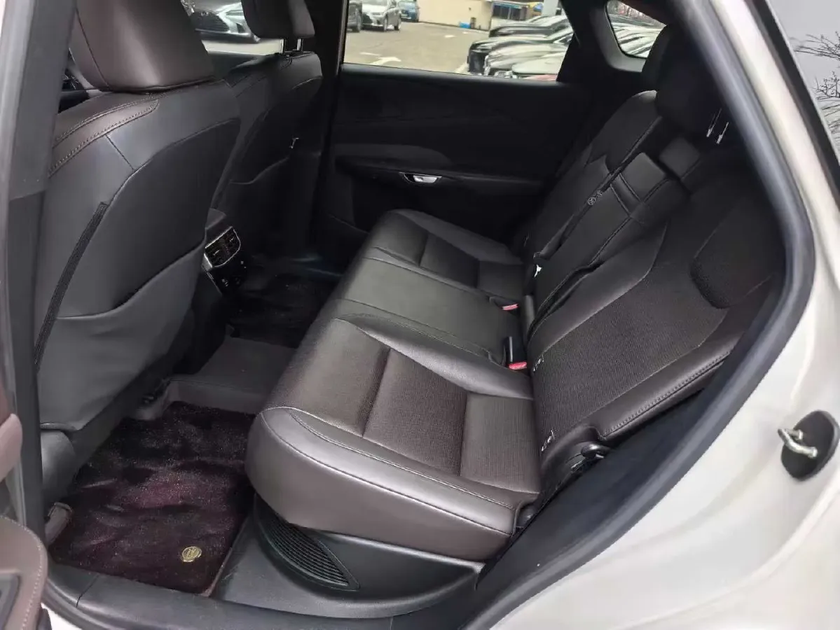 2023 Lexus RX 2.5L 189HP L4 E-CVT Hybrid,autocango,china used car exporter,china ev exporter,chinese used car exporter,chinese used ev exporter