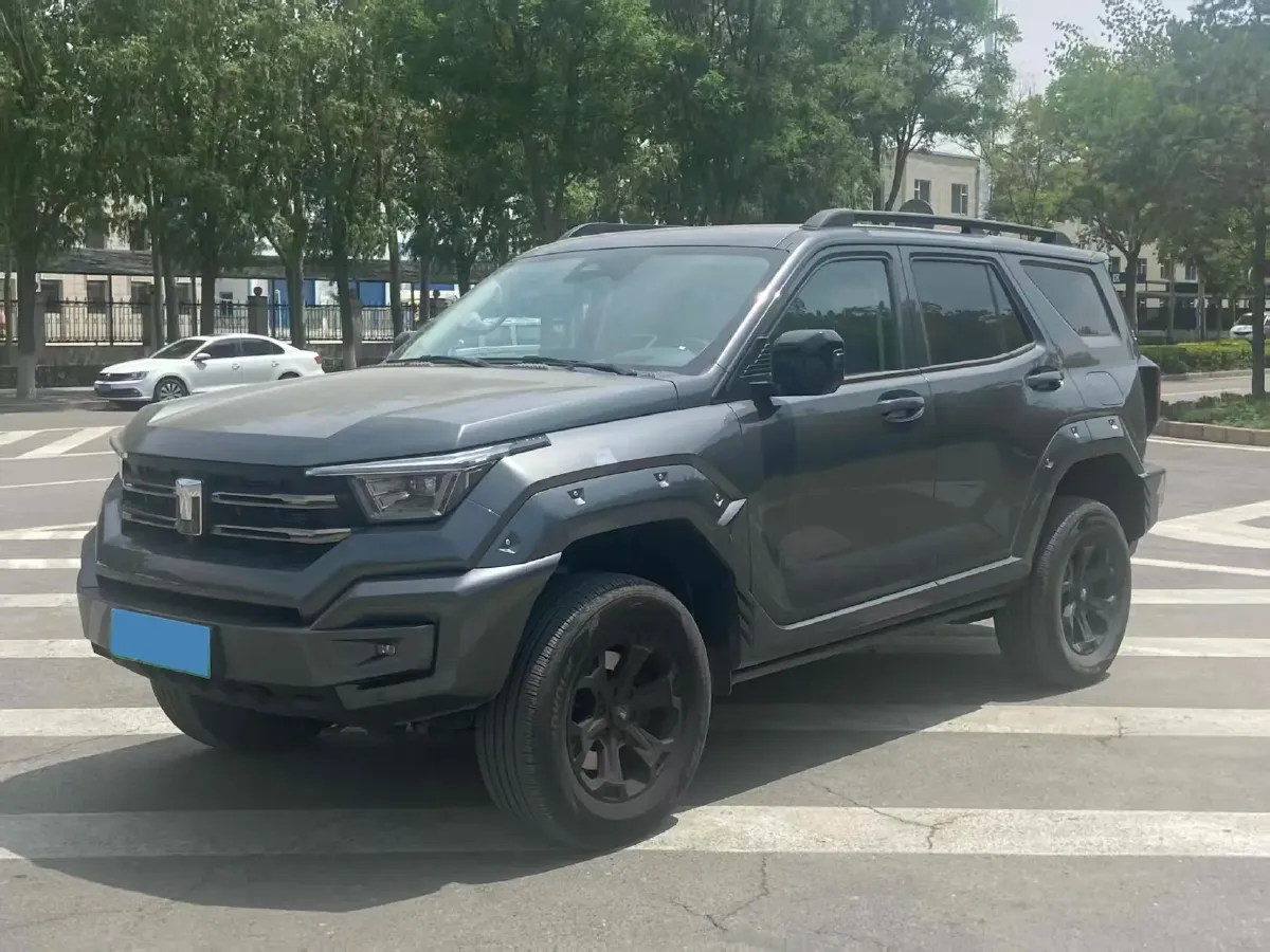2024 Tank 400 2.0T 252HP L4 9AT PHEV 36.7/37.1KWH,autocango,china used car exporter,china ev exporter,chinese used car exporter,chinese used ev exporter