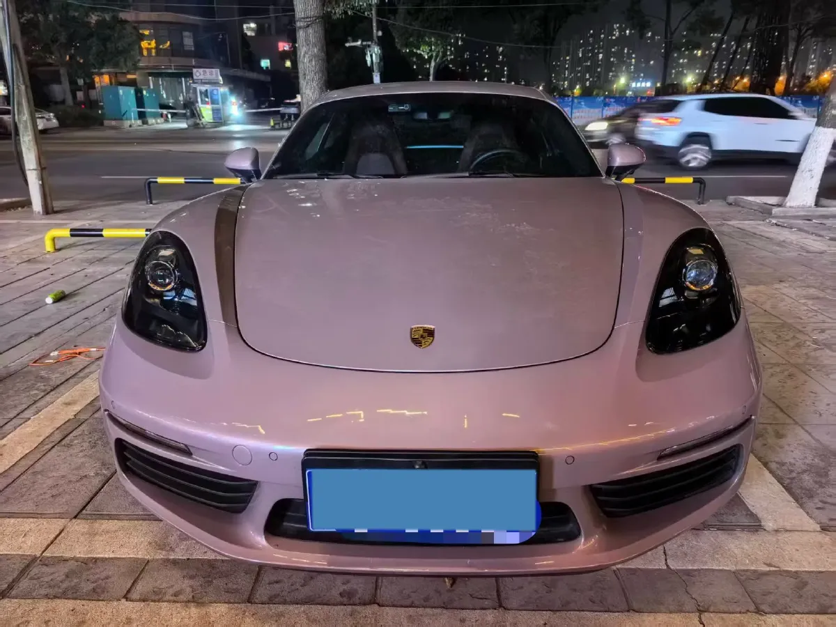 2022 Porsche 718 2.0T 250HP H4 7DCT,autocango,china used car exporter,china ev exporter,chinese used car exporter,chinese used ev exporter
