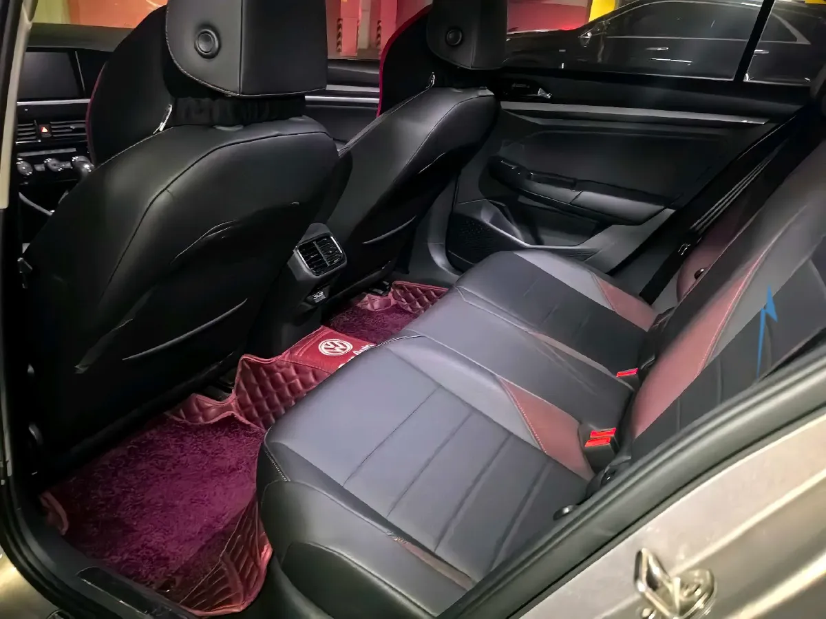 2019 Volkswagen Golf Sportsvan 1.6L 110HP L4 6AT,autocango,china used car exporter,china ev exporter,chinese used car exporter,chinese used ev exporter