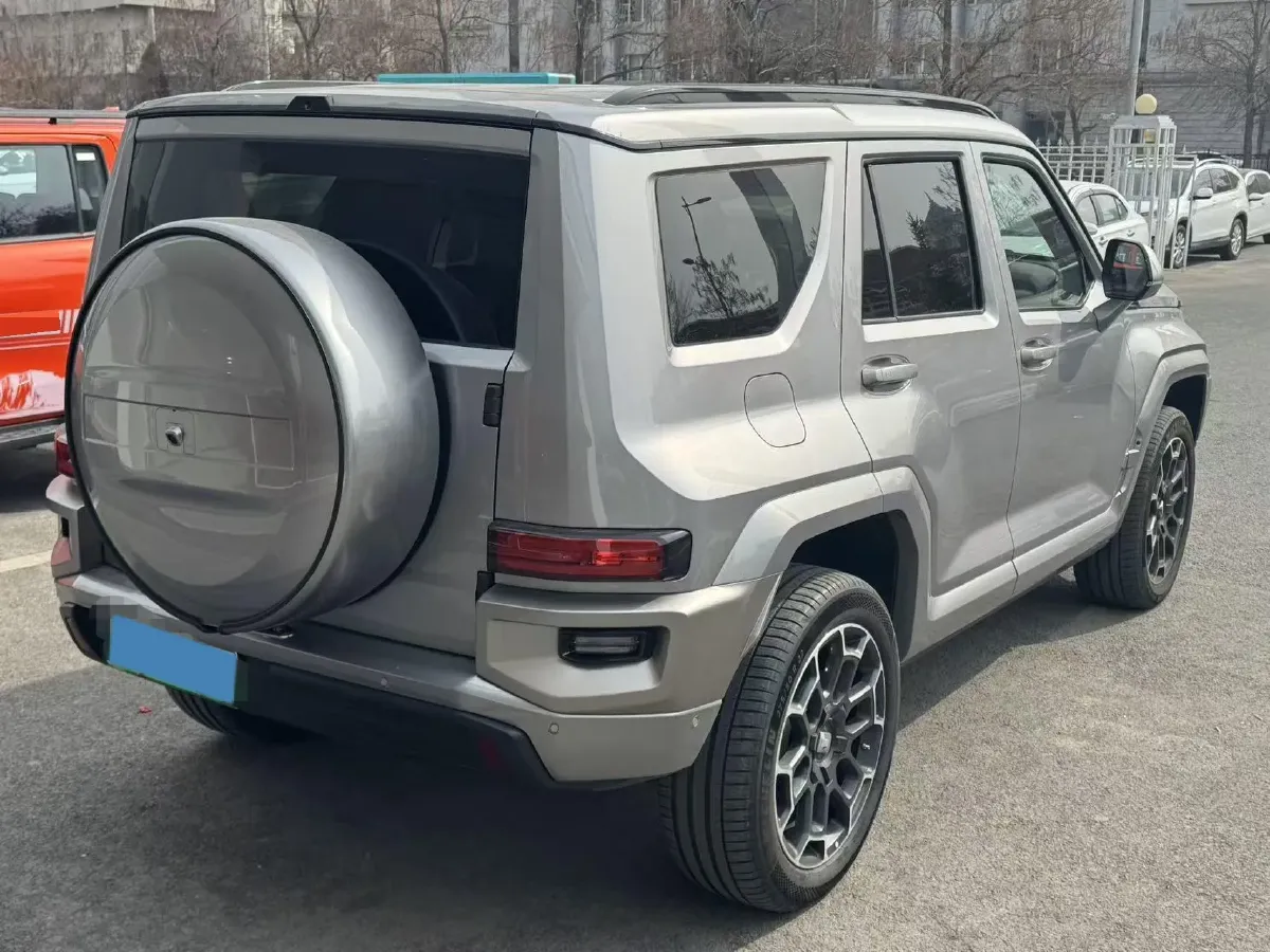 2024 Tank 700 3.0T 360HP V6 9AT PHEV 37.1KWH,autocango,china used car exporter,china ev exporter,chinese used car exporter,chinese used ev exporter