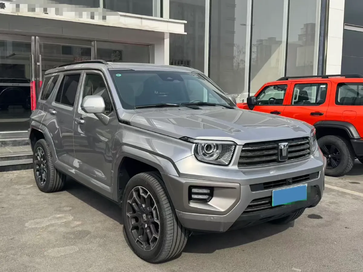2024 Tank 700 3.0T 360HP V6 9AT PHEV 37.1KWH,autocango,china used car exporter,china ev exporter,chinese used car exporter,chinese used ev exporter