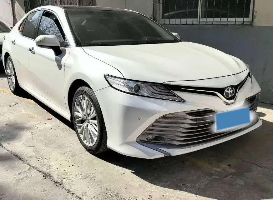 2018 Toyota Camry 2.5L 209HP L4 8AT,autocango,china used car exporter,china ev exporter,chinese used car exporter,chinese used ev exporter