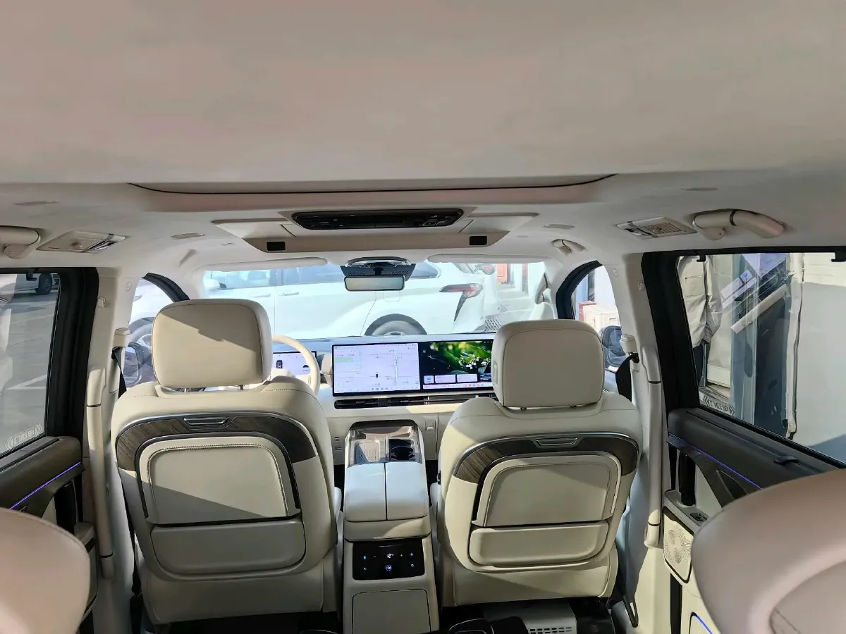 2025 WEY HighMountain 1.5T 170HP L4 4DHT PHEV,autocango,china used car exporter,china ev exporter,chinese used car exporter,chinese used ev exporter