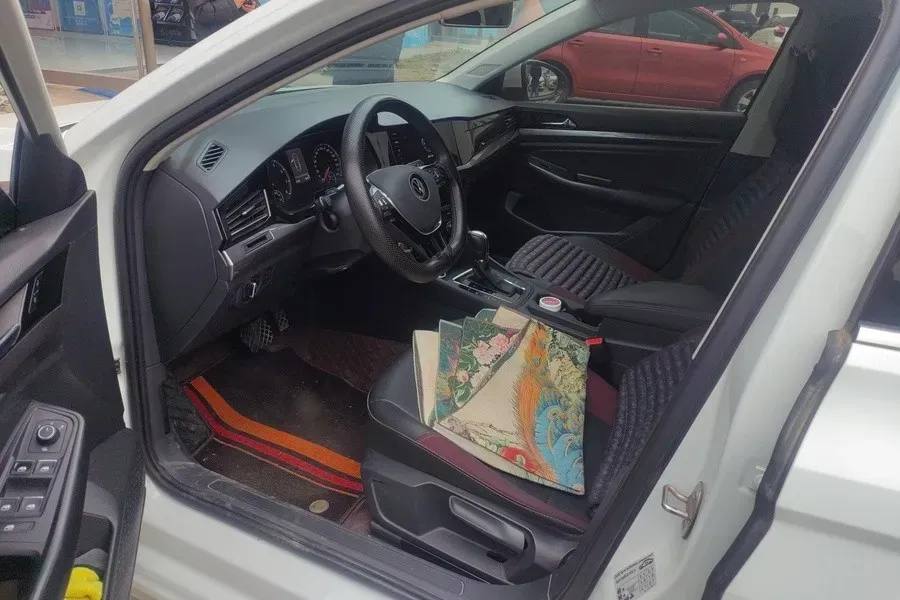 2021 Volkswagen Bora 1.5L 113HP L4 6AT,autocango,china used car exporter,china ev exporter,chinese used car exporter,chinese used ev exporter