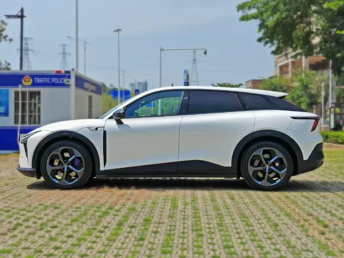 2023 Honda CR-V 2.0L 150HP L4 E-CVT PHEV 17.7KWH,autocango,china used car exporter,china ev exporter,chinese used car exporter,chinese used ev exporter