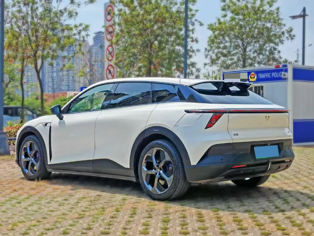 2023 Honda CR-V 2.0L 150HP L4 E-CVT PHEV 17.7KWH,autocango,china used car exporter,china ev exporter,chinese used car exporter,chinese used ev exporter