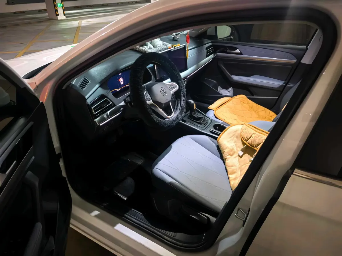 2024 Volkswagen Lavida 1.5L 110HP L4 6AT,autocango,china used car exporter,china ev exporter,chinese used car exporter,chinese used ev exporter