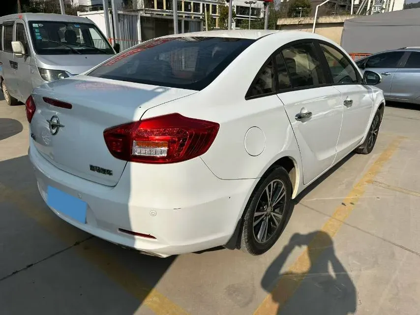 2017 HaiMa M6 1.5T 163HP L4 CVT,autocango,china used car exporter,china ev exporter,chinese used car exporter,chinese used ev exporter