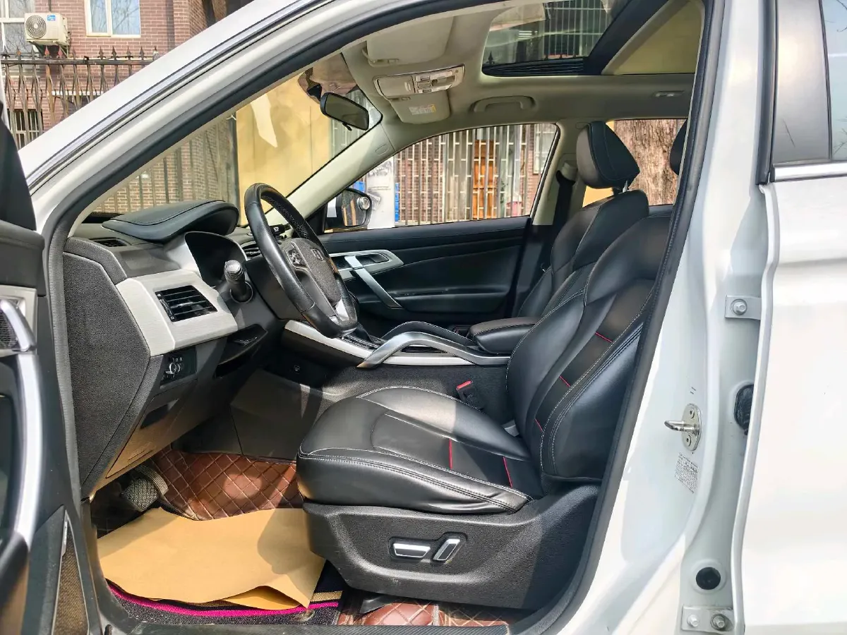 2018 Geely Azkarra 1.8T 184HP L4 6AT,autocango,china used car exporter,china ev exporter,chinese used car exporter,chinese used ev exporter