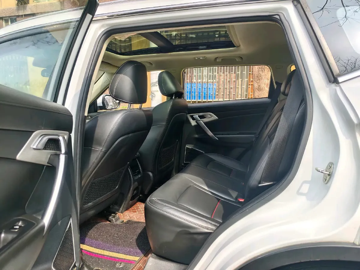 2018 Geely Azkarra 1.8T 184HP L4 6AT,autocango,china used car exporter,china ev exporter,chinese used car exporter,chinese used ev exporter