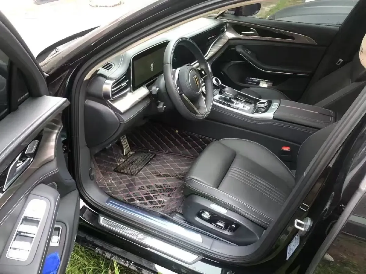 2020 HongQi H9 2.0T 252HP L4 7DCT,autocango,china used car exporter,china ev exporter,chinese used car exporter,chinese used ev exporter