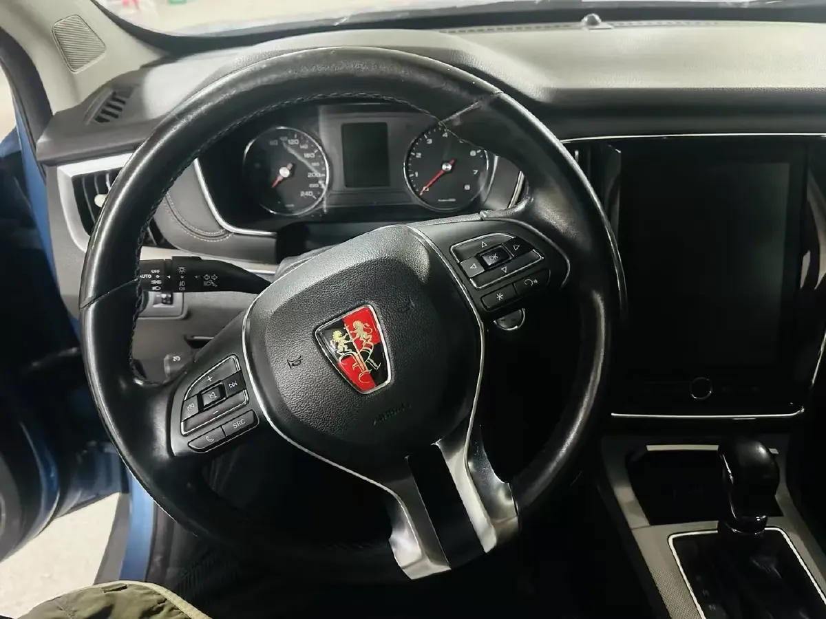 2020 Roewe i6 1.5T 169HP L4 7DCT,autocango,china used car exporter,china ev exporter,chinese used car exporter,chinese used ev exporter