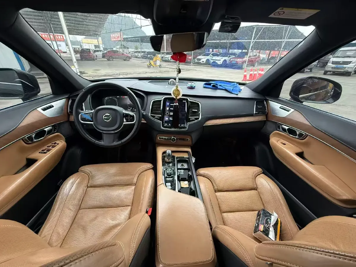 2019 Volvo XC90 PHEV 2.0T 320HP L4 8AT PHEV 10.4KWH,autocango,china used car exporter,china ev exporter,chinese used car exporter,chinese used ev exporter