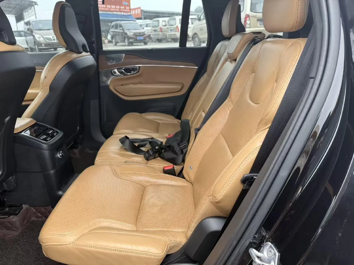 2019 Volvo XC90 PHEV 2.0T 320HP L4 8AT PHEV 10.4KWH,autocango,china used car exporter,china ev exporter,chinese used car exporter,chinese used ev exporter