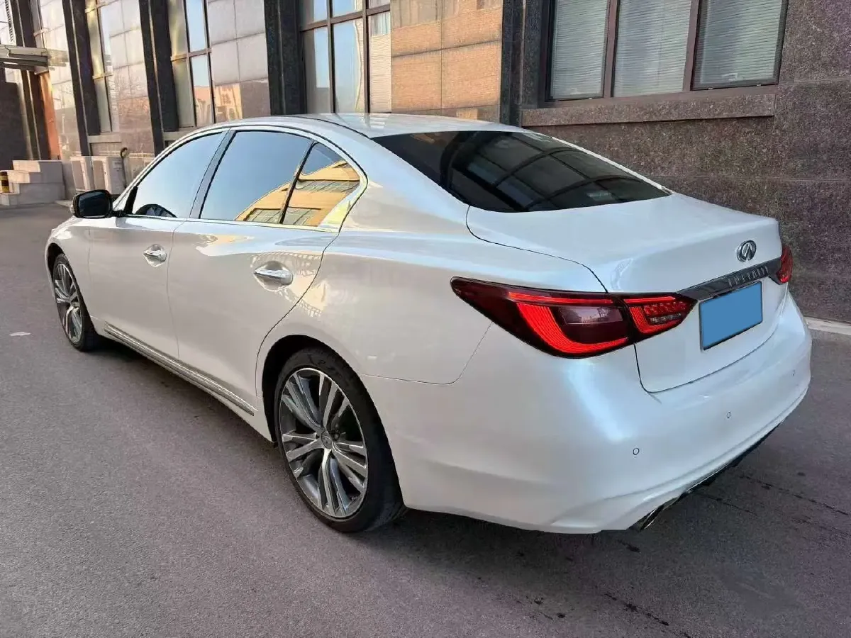 2018 Mitsubishi Pajero 3.0L 174HP V6 5AT,autocango,china used car exporter,china ev exporter,chinese used car exporter,chinese used ev exporter