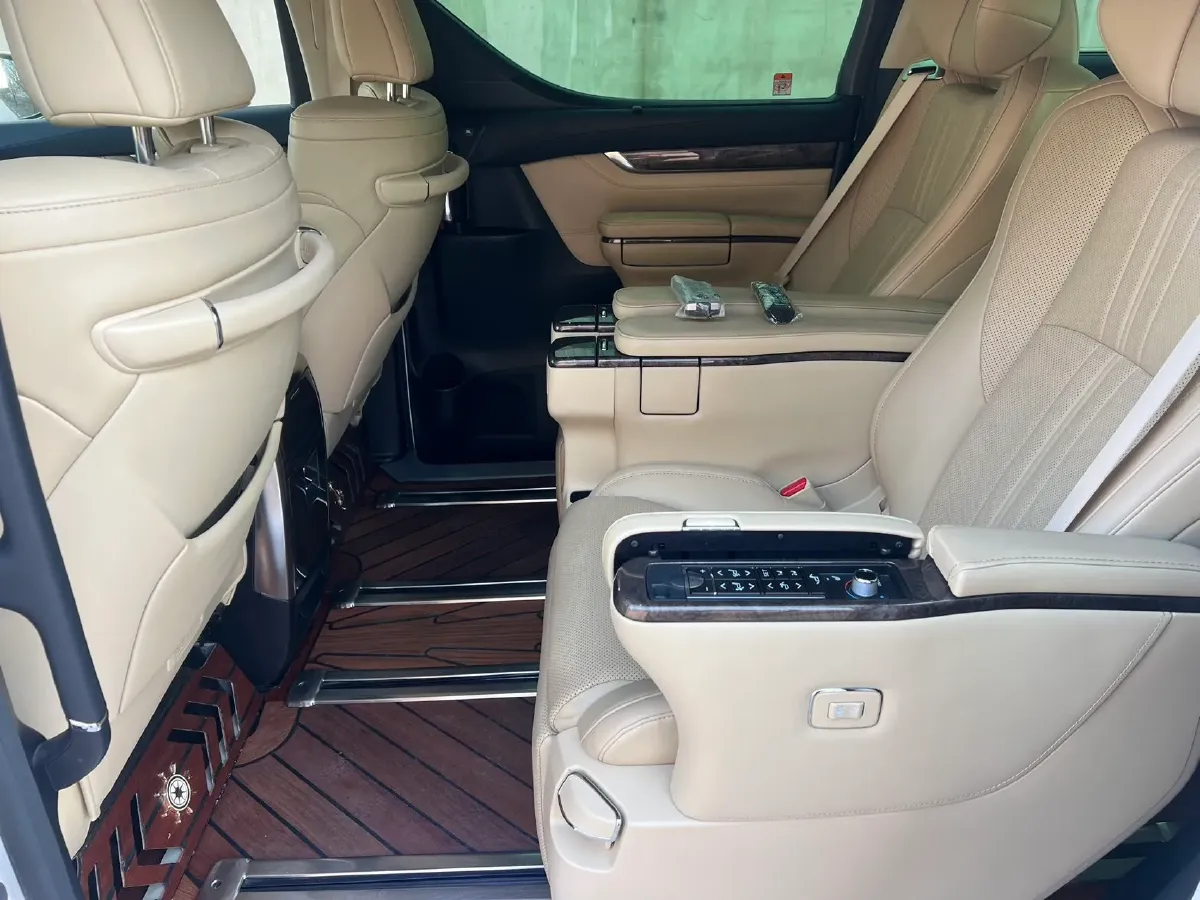 2021 Toyota Alphard 2.5L 117HP L4 E-CVT Hybrid,autocango,china used car exporter,china ev exporter,chinese used car exporter,chinese used ev exporter