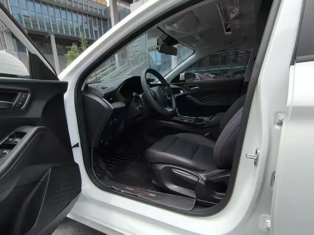 2025 MG 5 1.5L 129HP L4 CVT,autocango,china used car exporter,china ev exporter,chinese used car exporter,chinese used ev exporter