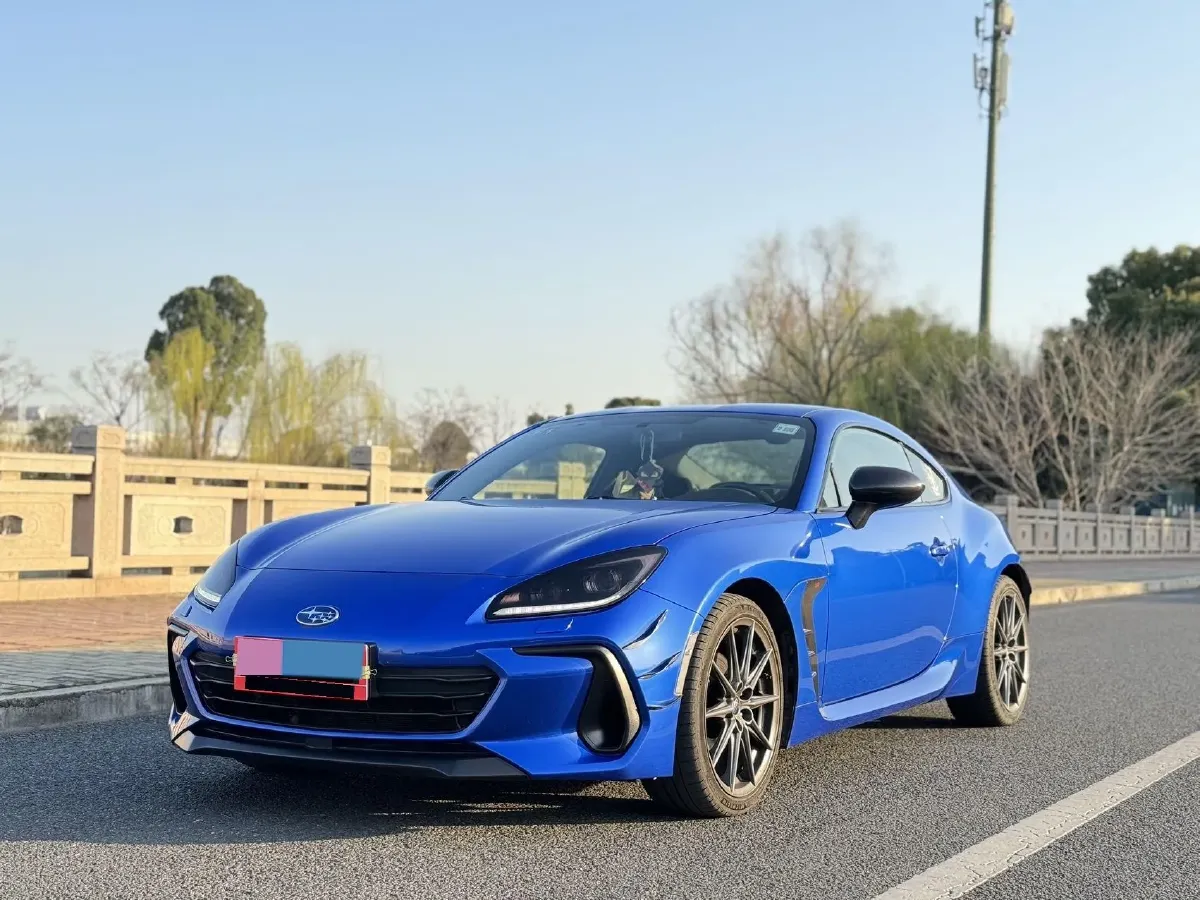 2022 Subaru BRZ 2.4L 234HP H4 6MT,autocango,china used car exporter,china ev exporter,chinese used car exporter,chinese used ev exporter