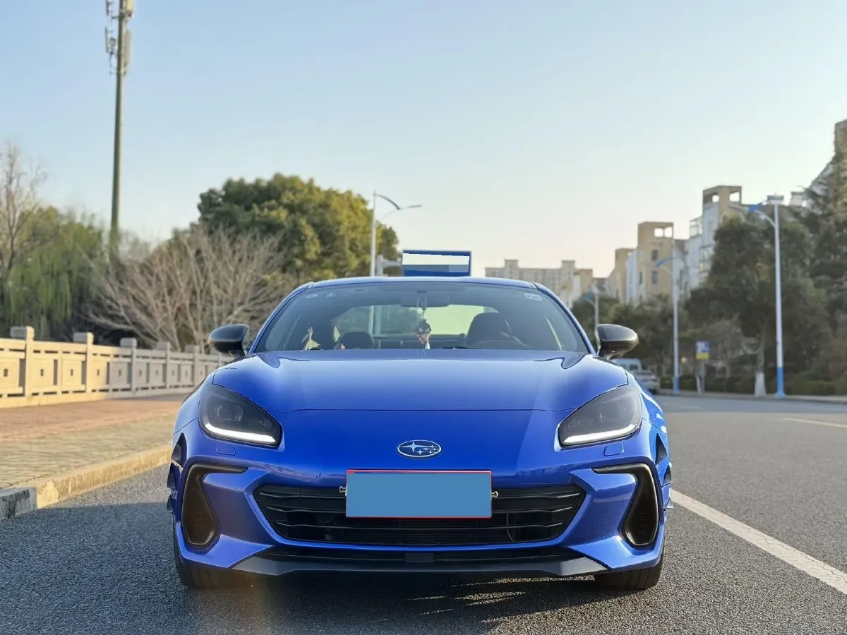 2022 Subaru BRZ 2.4L 234HP H4 6MT,autocango,china used car exporter,china ev exporter,chinese used car exporter,chinese used ev exporter
