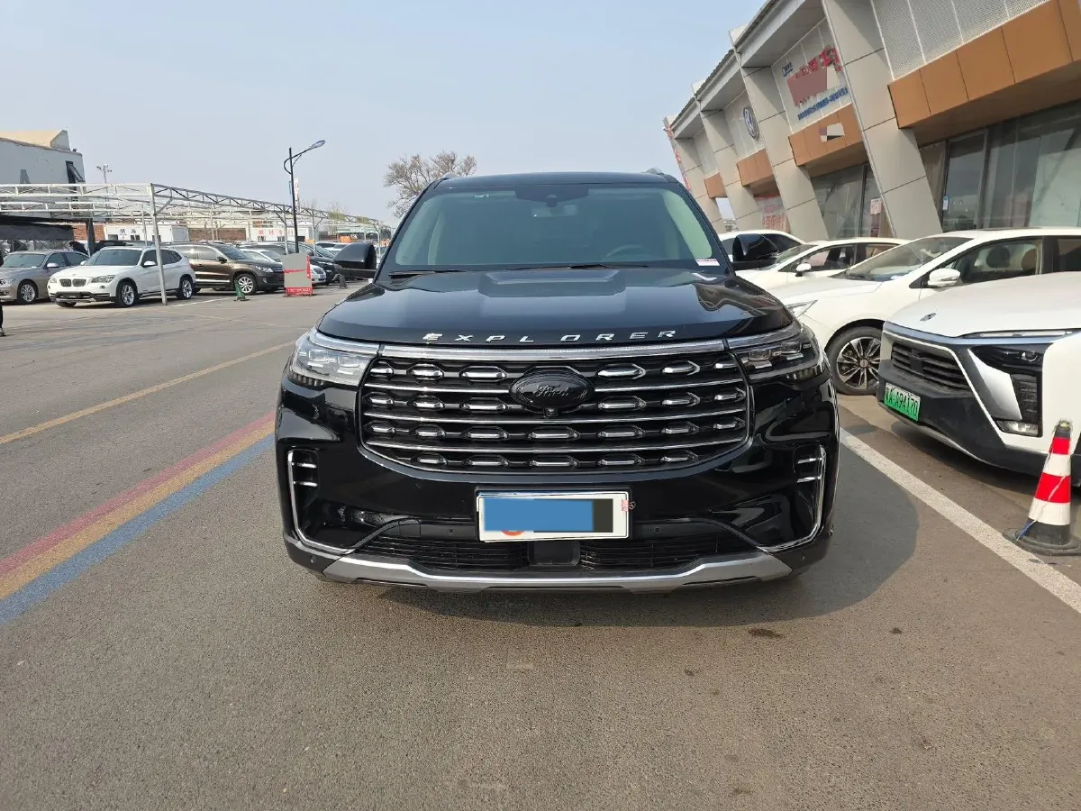 2023 Ford Explorer 2.3T 276HP L4 10AT,autocango,china used car exporter,china ev exporter,chinese used car exporter,chinese used ev exporter