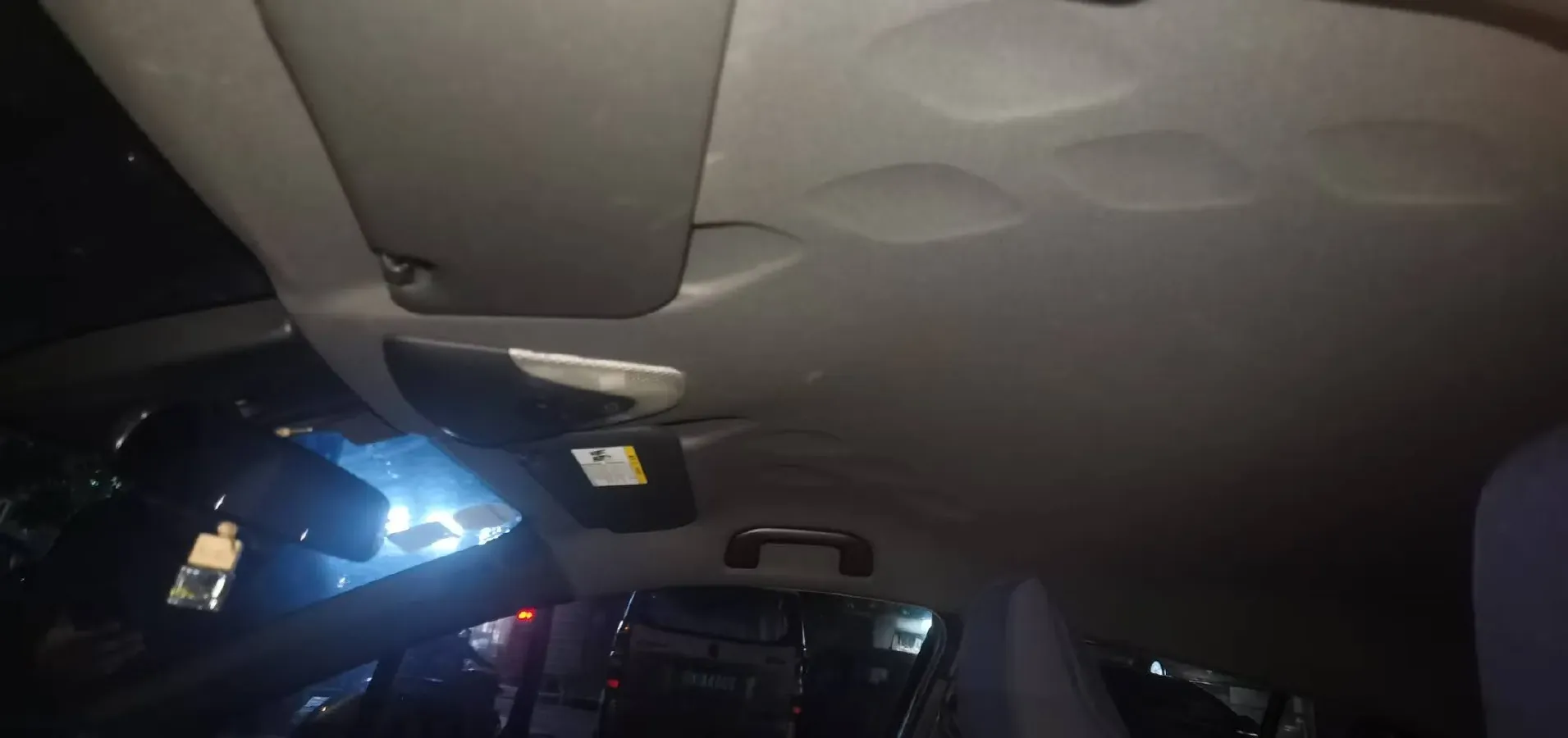 2018 Toyota C-HR 2.0L 171HP L4 CVT,autocango,china used car exporter,china ev exporter,chinese used car exporter,chinese used ev exporter